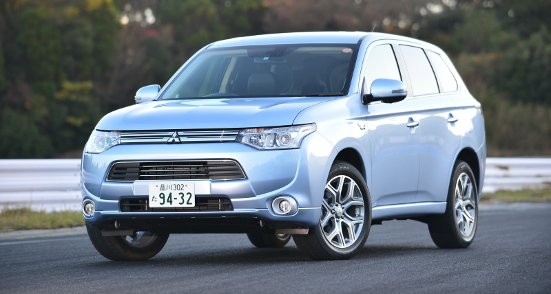 Illustration for article titled Mitsubishi Outlander PHEV - an SUV I wouldn't mind owning